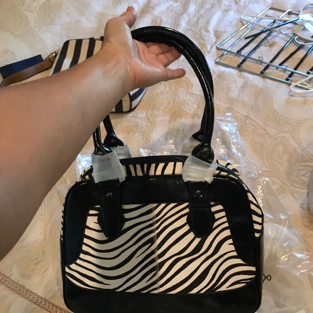 Satchel handbag